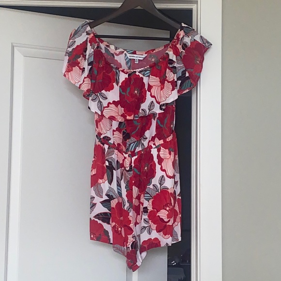 Cupcakes and cashmere romper - Picture 1 of 3